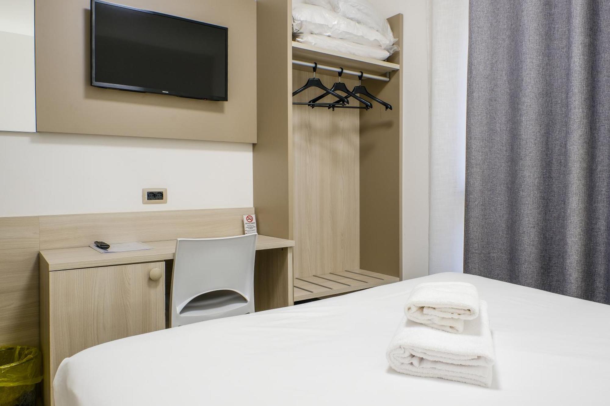 B&B Hotel Roy Silea Extérieur photo