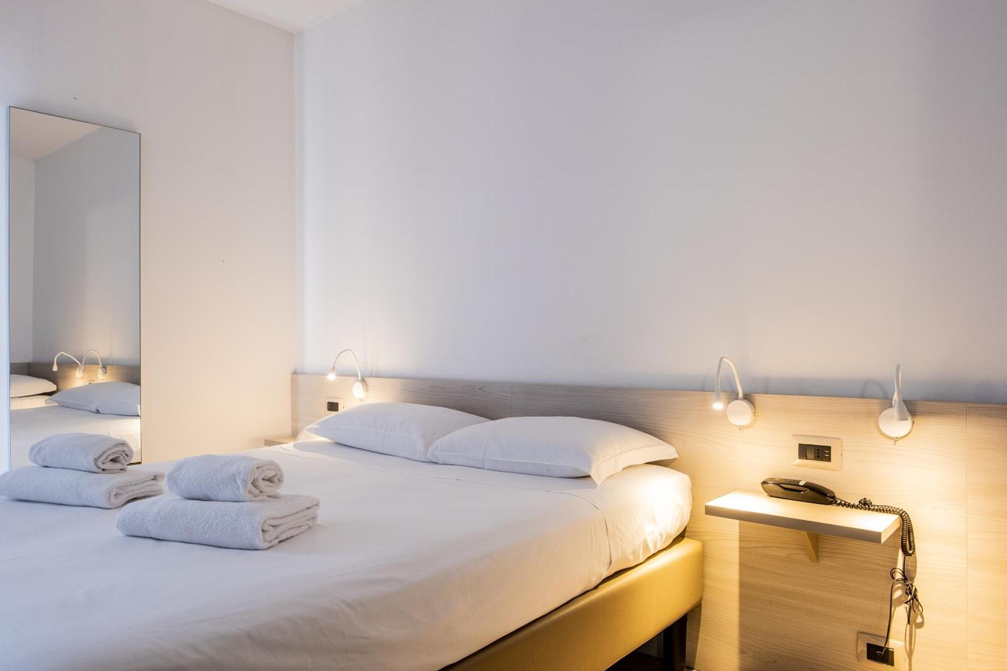 B&B Hotel Roy Silea Extérieur photo